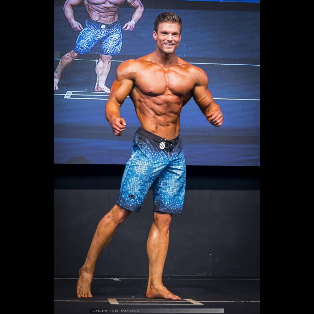 posing shorts classic physique