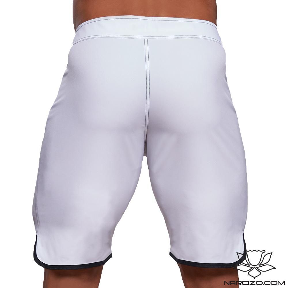 WHITE UNICOLOR 